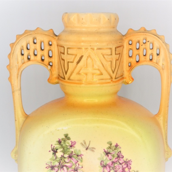 Vintage Art Deco Vase - Picture 3 of 7
